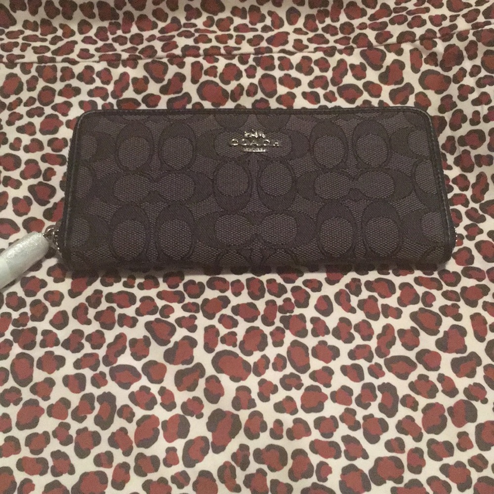 Coach wallet